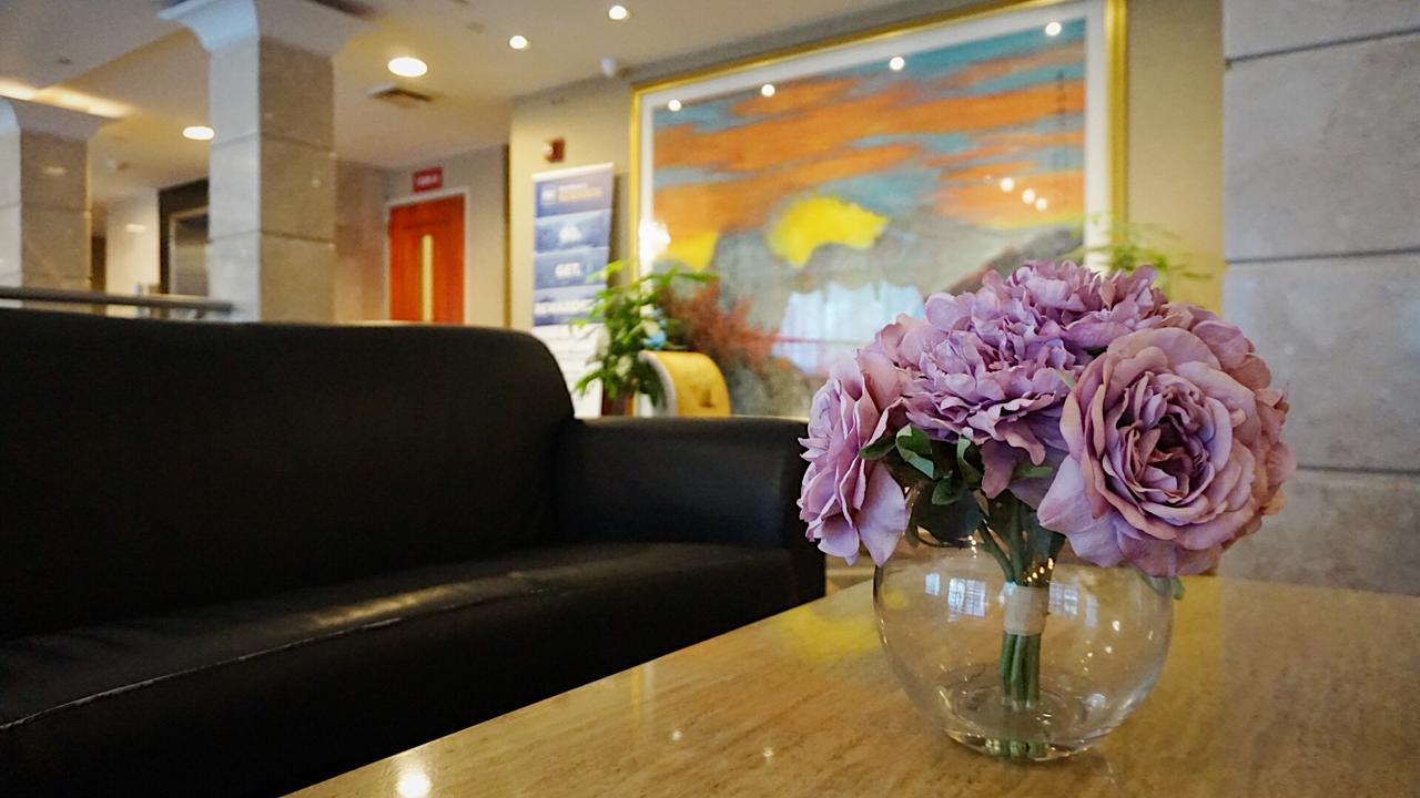 Best Western Queens Court New York Ngoại thất bức ảnh